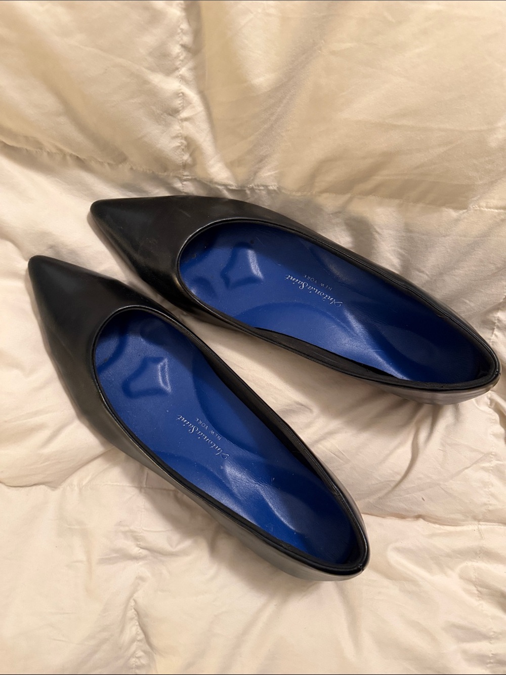 Antonia St NY Black Pointed Toe Leather Flats with Blue Insole